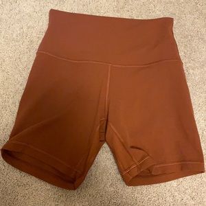 Lululemon Align 6in shorts